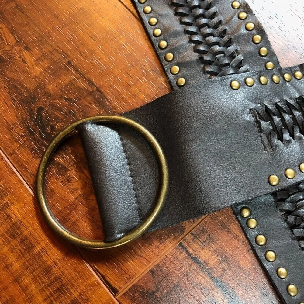 Vintage 90s M/L BoHo Hippy Brown Woven Distressed Faux Leather Studded Buckl…